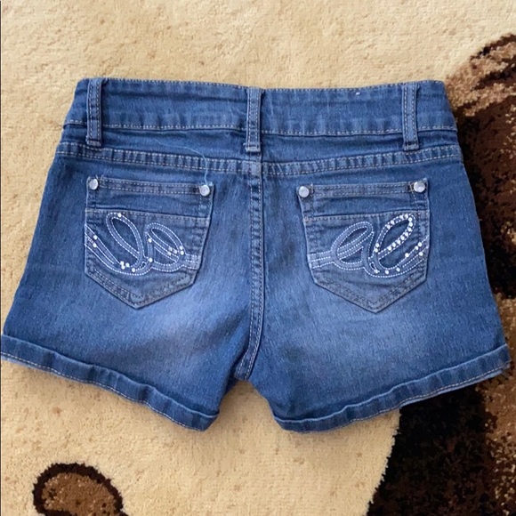 5ive Jean Shorts - Picture 3 of 4